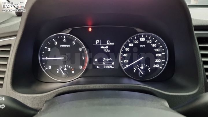 Hyundai Avante 2016 — 5