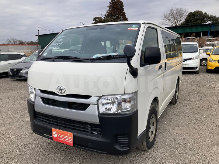Toyota Hiace 2020 — 5