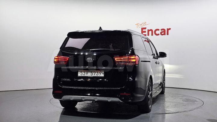 Kia Carnival 2019 — 4