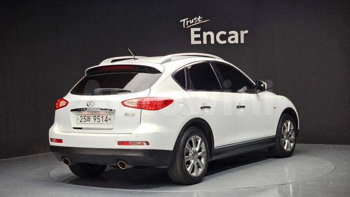 Infiniti EX
