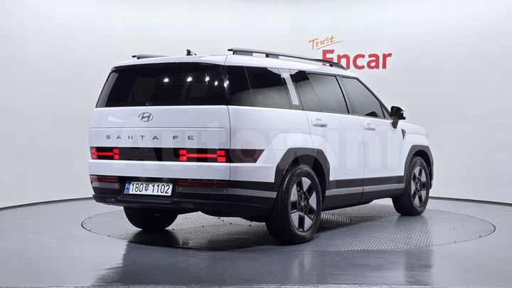 Hyundai SantaFe 2024 — 2