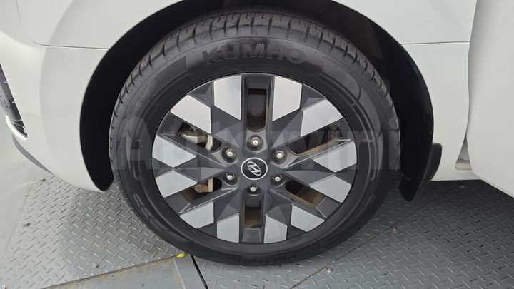 Hyundai Staria 2022 — 5