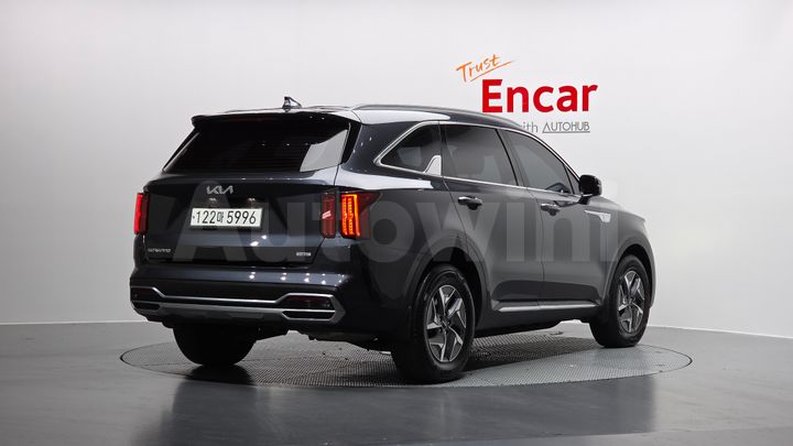 Kia Sorento 2023 — 2