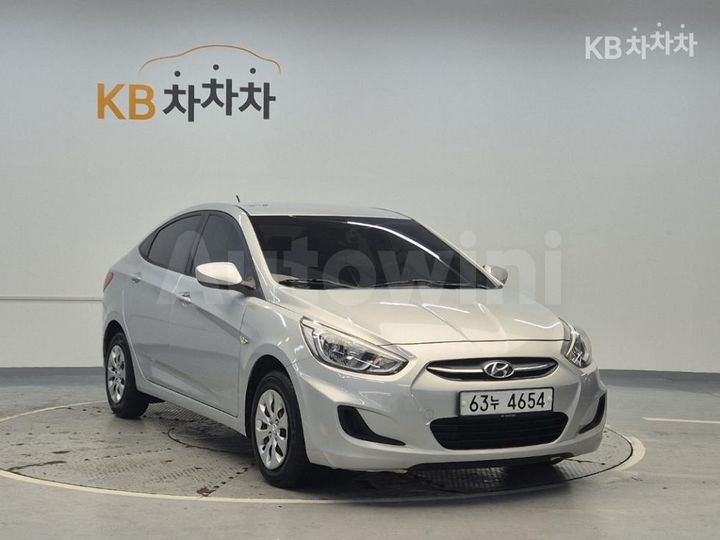 Hyundai Accent 2015 — 4