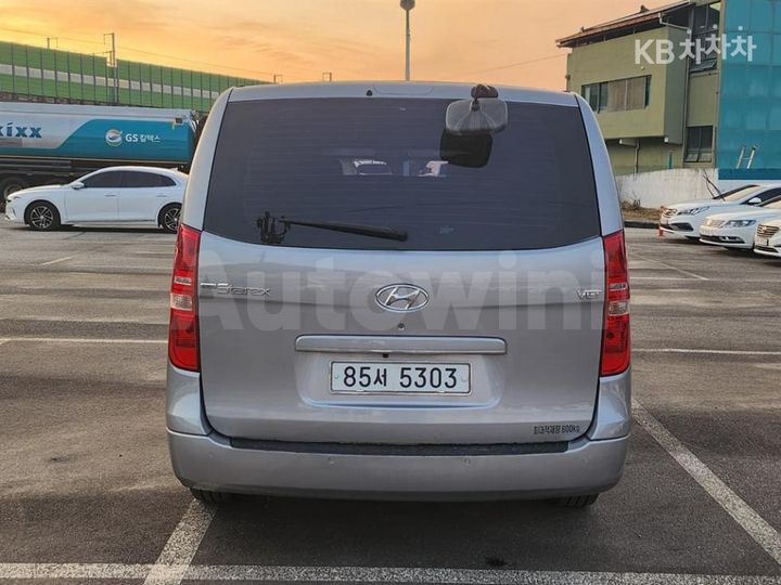 Hyundai Starex 2015 — 4