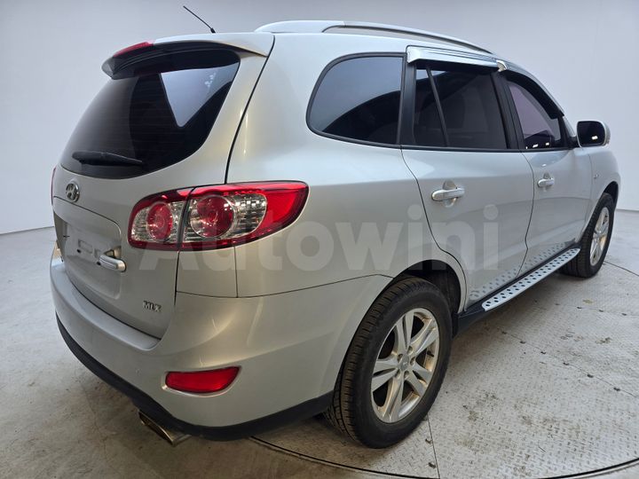 Hyundai SantaFe 2011 — 4