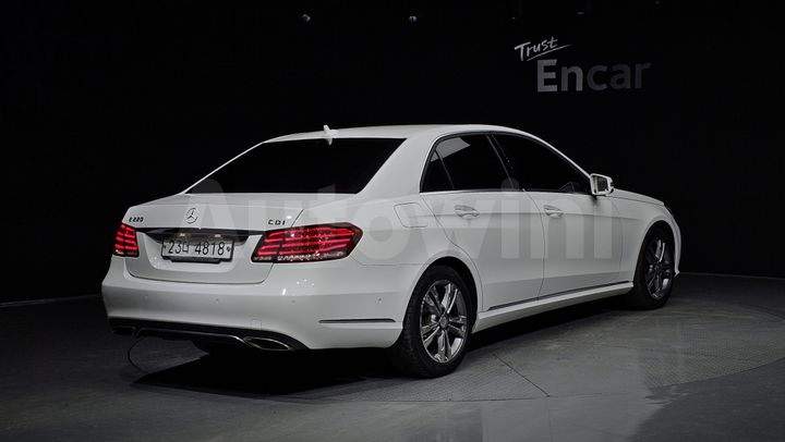 Mercedes-Benz E Class 2014 — 2