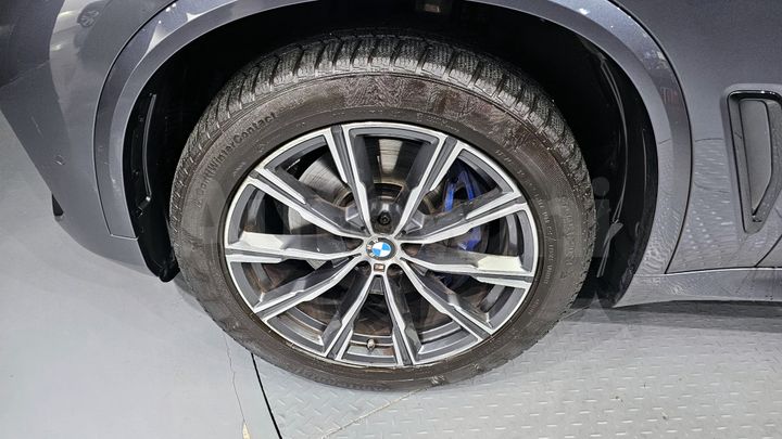 BMW X5 2021 — 5