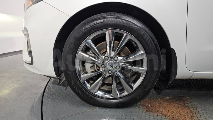 Kia Carnival 2020 — 5