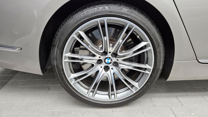 BMW 7 Series 2021 — 5