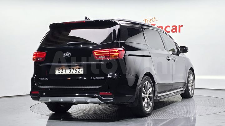 Kia Carnival 2019 — 2