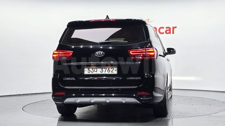 Kia Carnival 2019 — 4