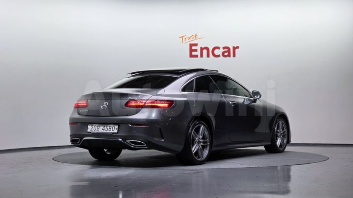 Mercedes Benz E Class
