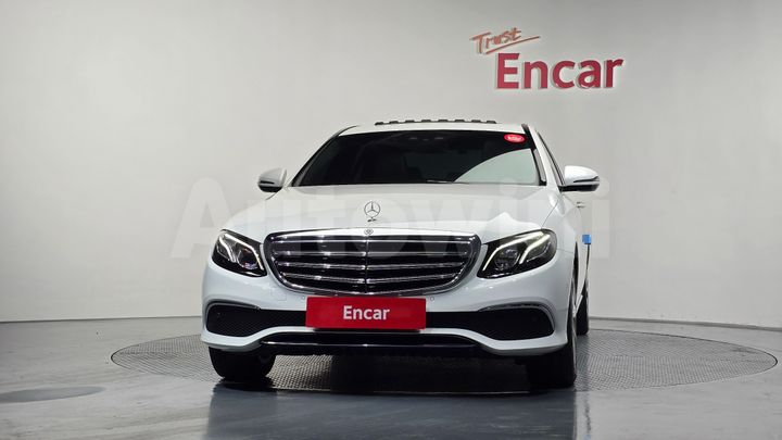 Mercedes Benz E Class 2018 — 3