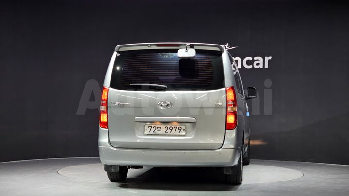Hyundai Starex 2015 — 4