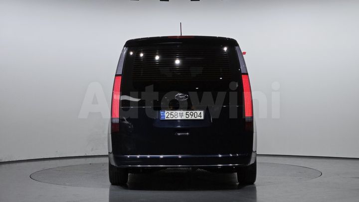 Hyundai Staria 2022 — 4