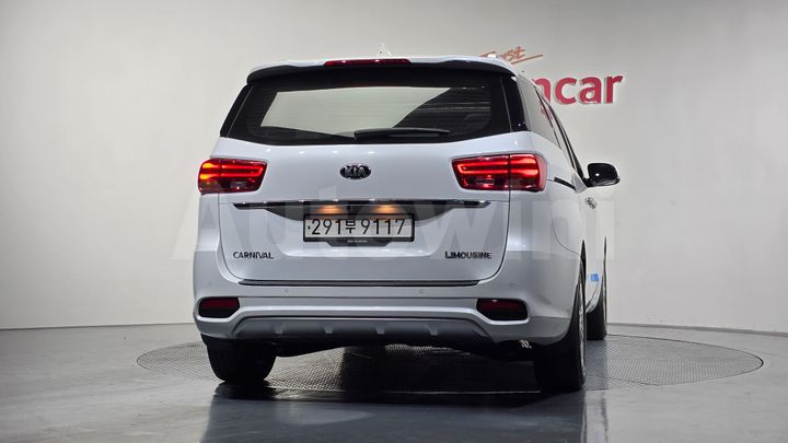 Kia Carnival 2020 — 4
