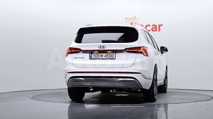 Hyundai SantaFe 2022 — 3