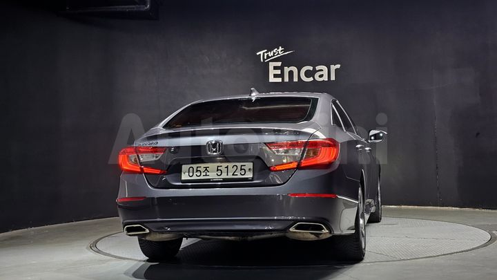 Honda Accord 2018 — 4