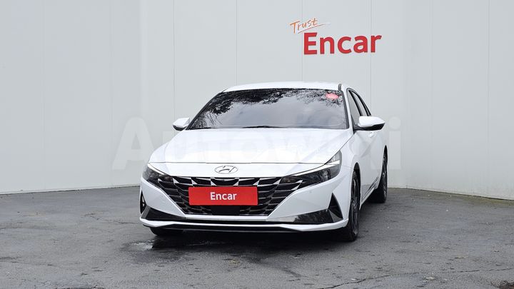 Hyundai Avante 2023 — 3