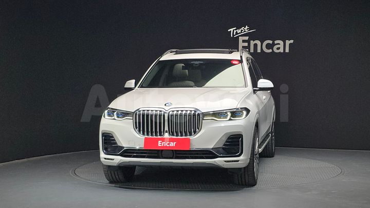 BMW X7 2021 — 4