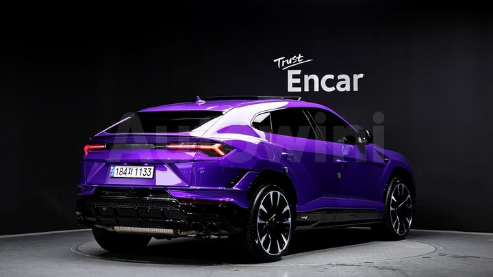Lamborghini Urus 2024 — 2