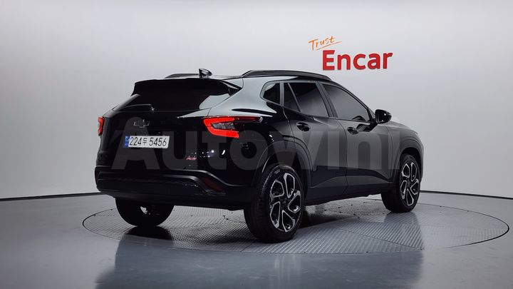 Chevrolet Trax 2024 — 2