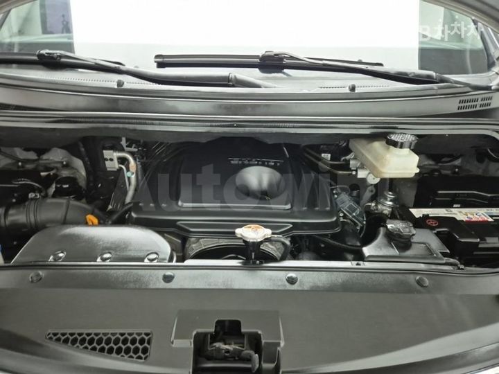 Hyundai Starex 2015 — 5
