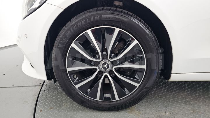 Mercedes-Benz C Class 2019 — 5