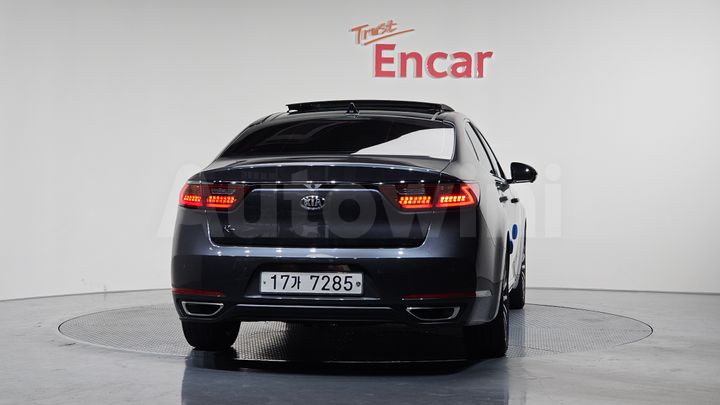 Kia K7 2019 — 4