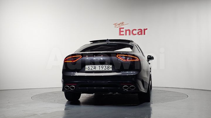 Kia Stinger 2019 — 4