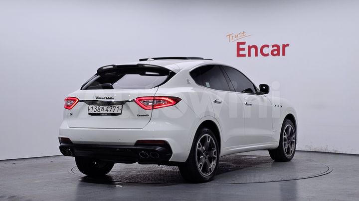 Maserati Levante 2020 — 2
