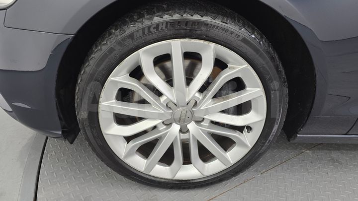 Audi A6 2012 — 5