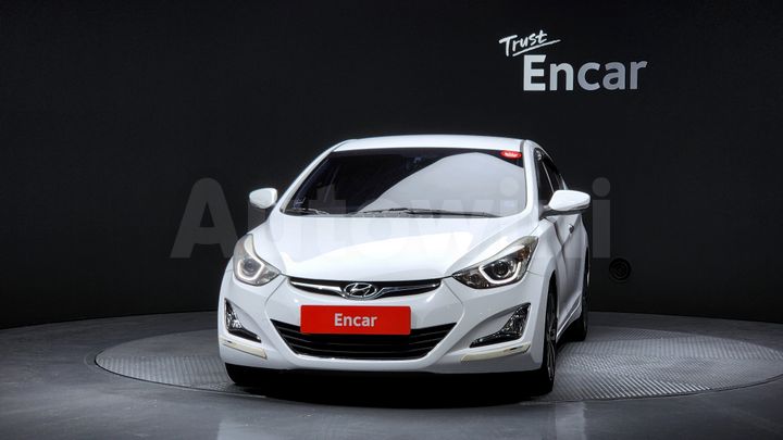 Hyundai Avante 2015 — 3