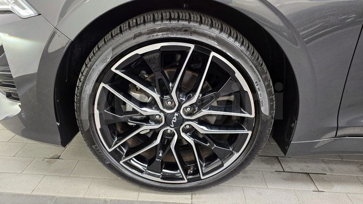 Kia K5 2023 — 5