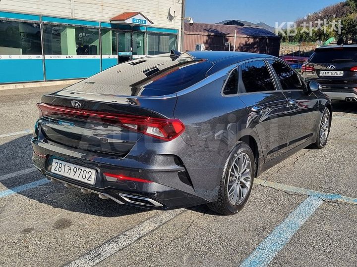 Kia K5 2020 — 4