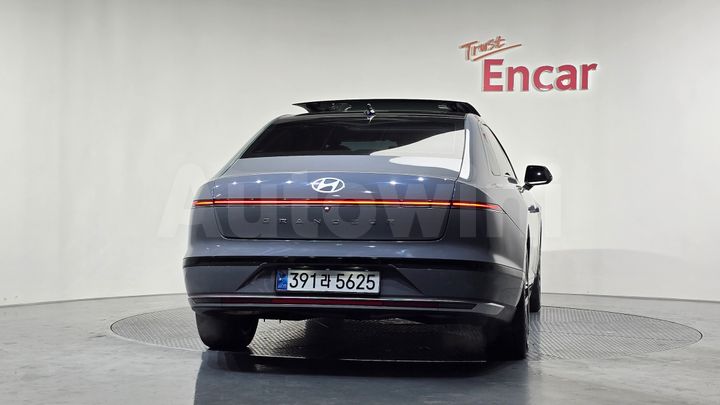 Hyundai Grandeur 2024 — 3
