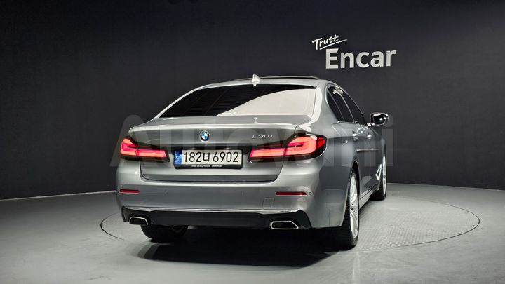 BMW 5 Series 2023 — 4