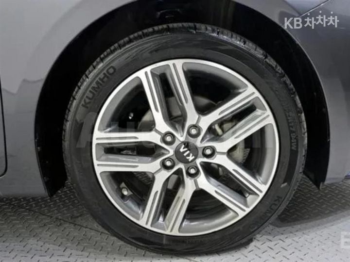 Kia K3 2019 — 5