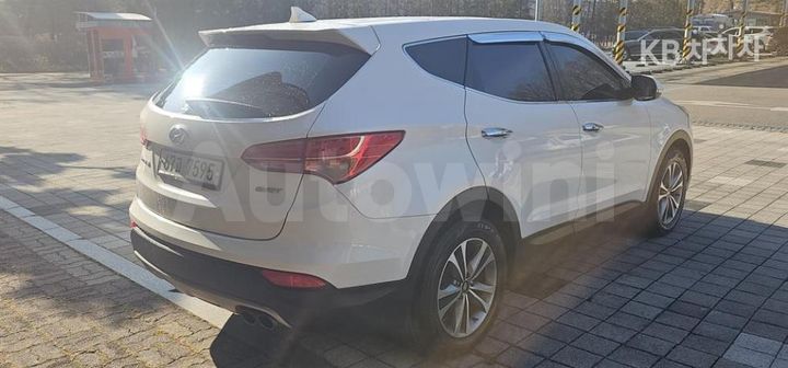 Hyundai SantaFe 2015 — 4