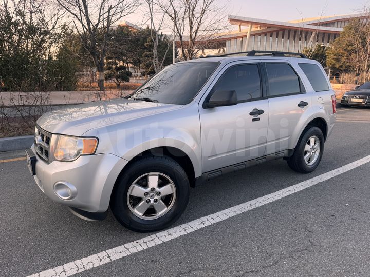 Ford Escape 2011 — 2