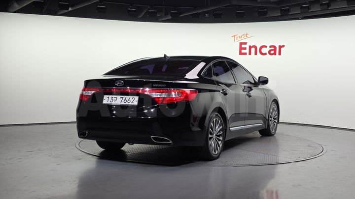 Hyundai Grandeur 2014 — 2