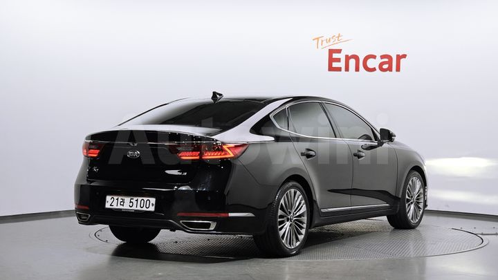 Kia K7 2017 — 2