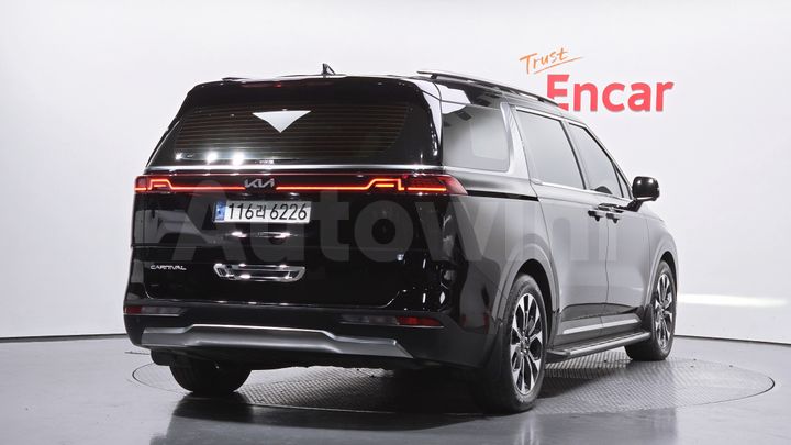 Kia Carnival 2022 — 2