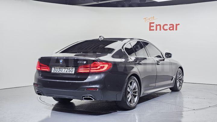 BMW 5 Series 2020 — 2