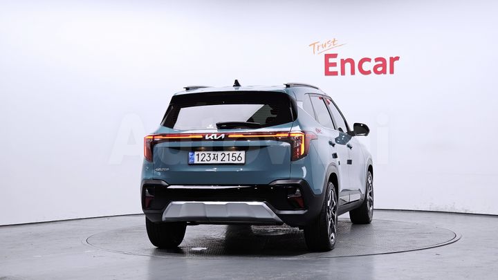 Kia Seltos 2023 — 4