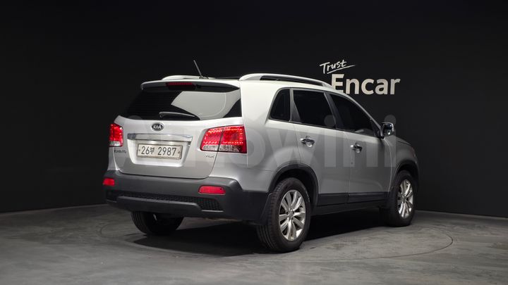 Kia Sorento 2010 — 2