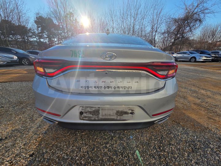Hyundai Grandeur 2019 — 5