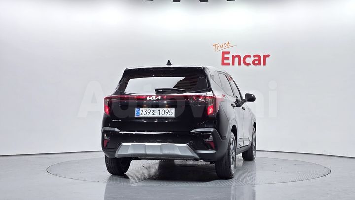 Kia Seltos 2023 — 4