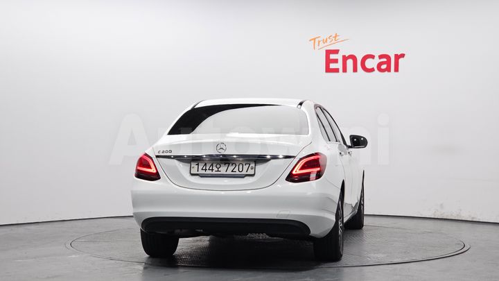 Mercedes-Benz C Class 2019 — 4